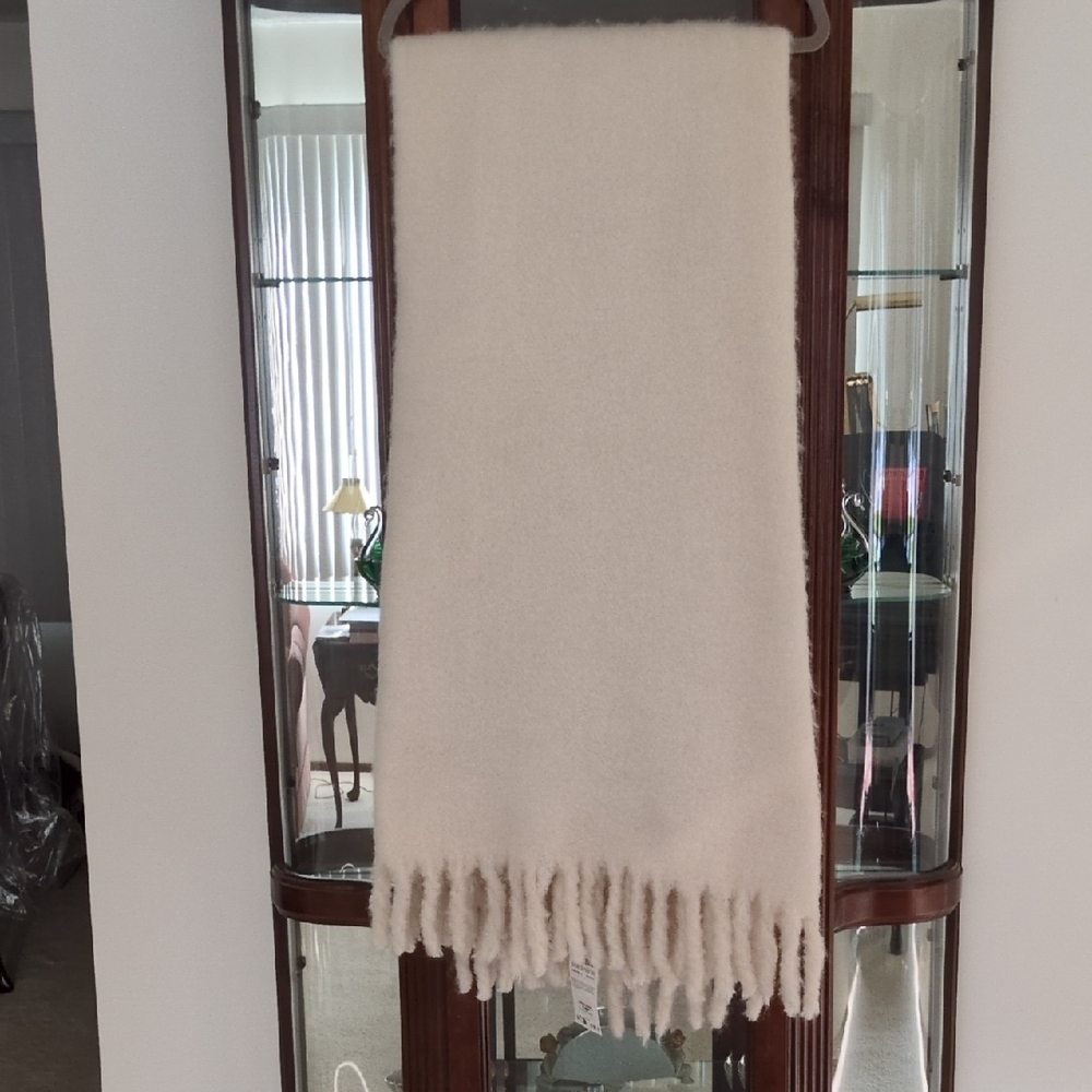 Cream Fringe Blanket